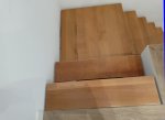 peldaos-de-madera-de-haya-flotante-barnizado-con-barniz-de-parquet5pg