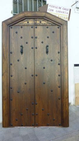 Puerta-de-entrada-grabada-mod-de-pico