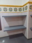 estantes-flotantes-de-color-gris-para-cocina3