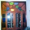 Porton-con-fijo-cuadrado-con-cristales-de-colores-
