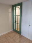 puerta-de-cristales-de-dos-hojas-con-semicirculo-palilleria-y-lacada-en-verde2